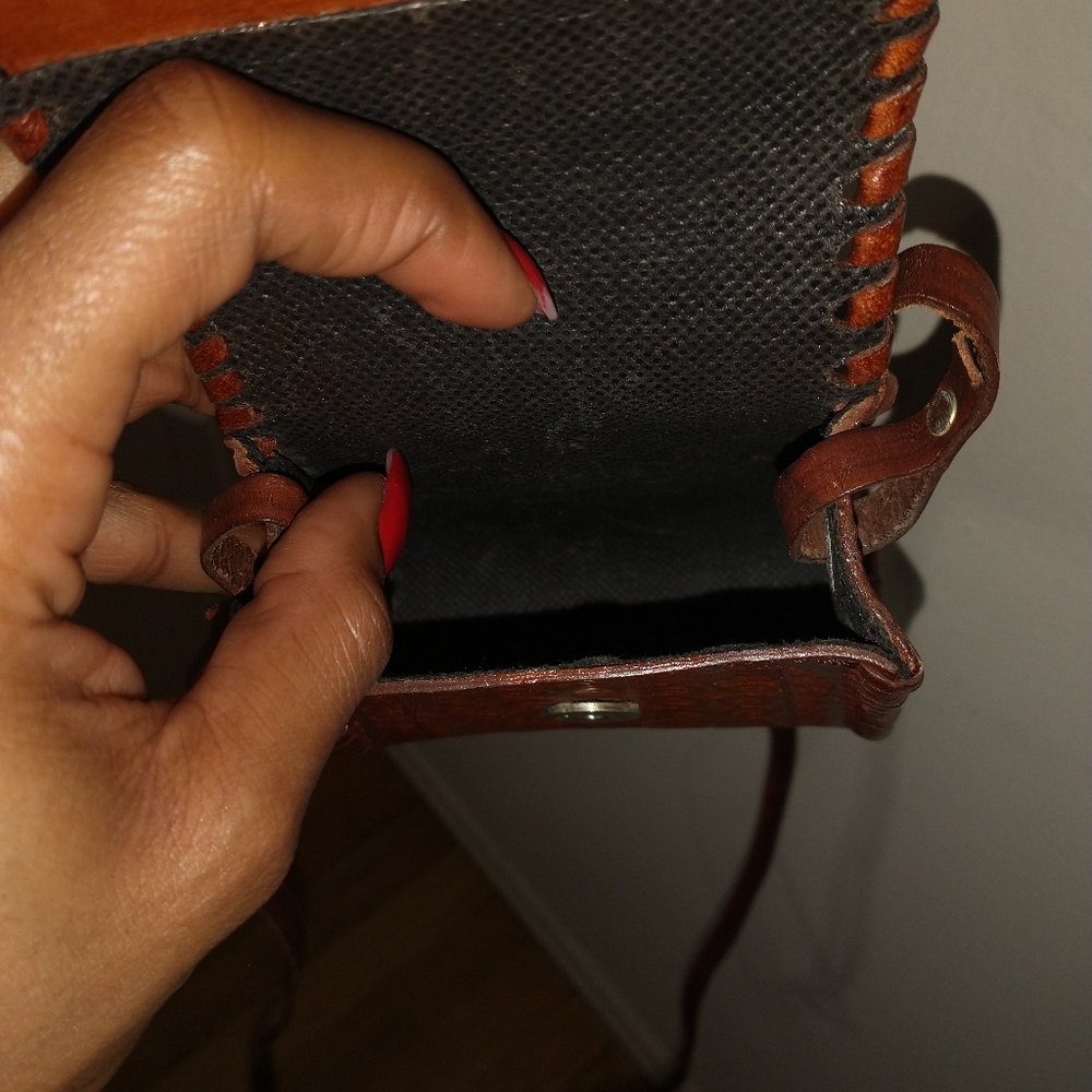 Brown Leather Patterned Pouch/Purse - image 8